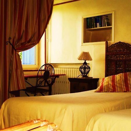 La Maison Aux Volets Bleus Bed & Breakfast Venasque Dış mekan fotoğraf
