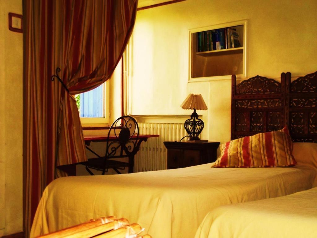 La Maison Aux Volets Bleus Bed & Breakfast Venasque Dış mekan fotoğraf