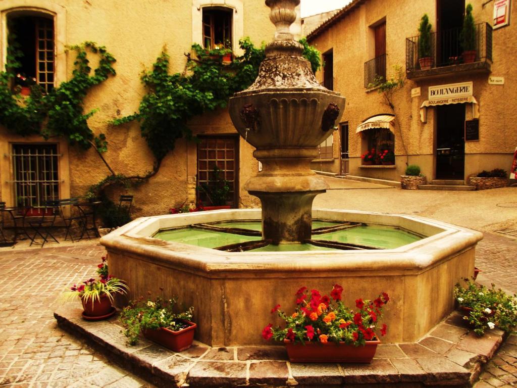 La Maison Aux Volets Bleus Bed & Breakfast Venasque Dış mekan fotoğraf
